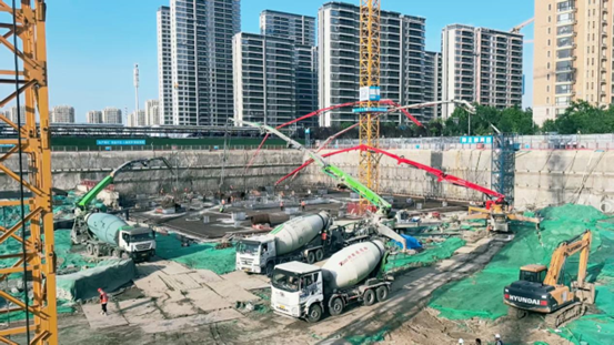 31小時(shí)，7000方！特固德商砼圓滿完成中建二局跨國(guó)區(qū)域總部集聚區(qū)項(xiàng)目1#樓筏板混凝土供應(yīng)任務(wù)